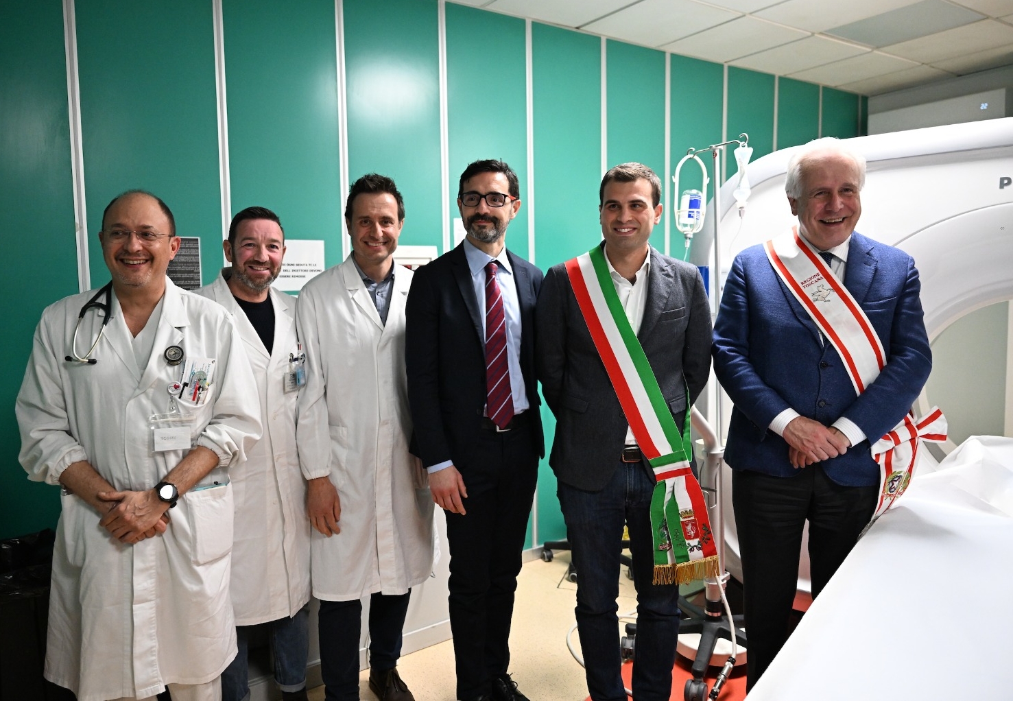 Sanità diffusa e capillare: Giani in Casentino inaugura le case di c...